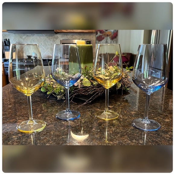 Pasabahce Other - Pasabahce-Turkish Made Pastel (Yellow/Blue) Wine Set Of Four.